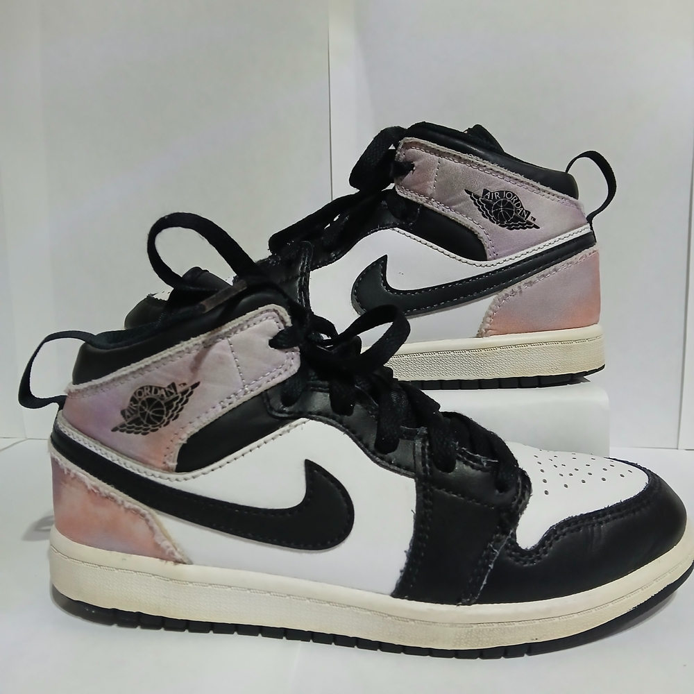 Nike Air Jordan 1 Mid Pink Tye Dye Youth Size 2.5 Y